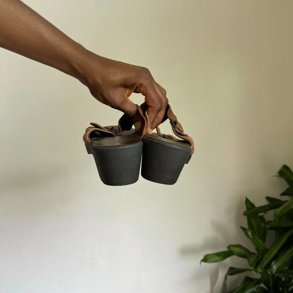 Vintage Strappy top buckles‎ wedge sandals